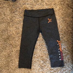 orange theory fitness cropped leggings